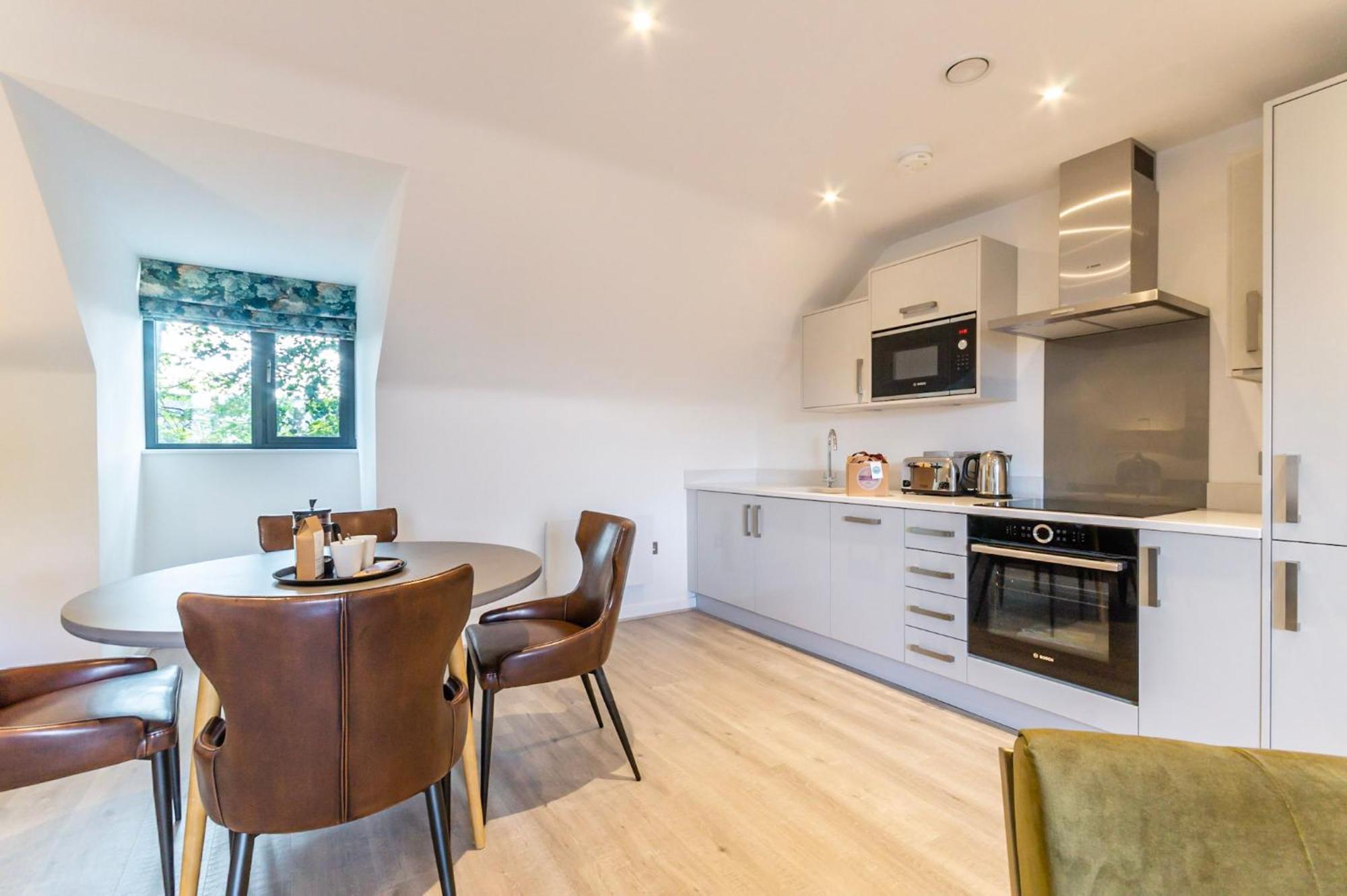 18 St Johns Mews York Exterior foto